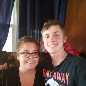 Meet your Posher, Wesley